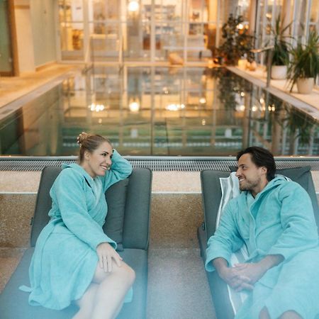 ホテル フォレール ミルシュタット エクステリア 写真